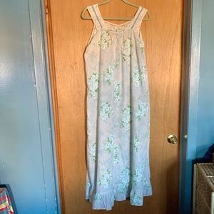 Vint 1970's Nightgown Blue & White Lace Floral by Designer Katz - Size M Sweet